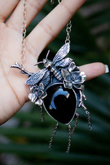 Queen of the Night – Black Onyx Bee Necklace, AP-7401