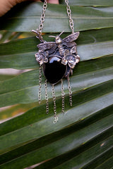 Queen of the Night – Black Onyx Bee Necklace, AP-7401