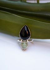 Bague en onyx noir et préhnite, bande fendue à deux pierres précieuses SKU 6017