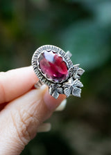 Bague grenat avec feuille d'érable AR-6540
