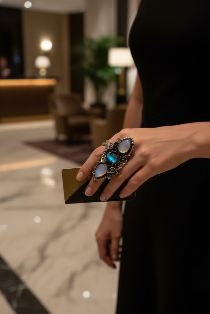 Celestial Bloom Ring – Moonstone & Labradorite. AR- 7551