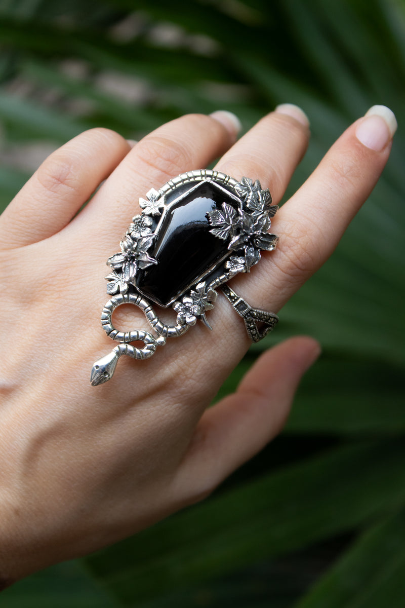 Serpent's Embrace: Black Onyx Coffin Ring, AR-7540