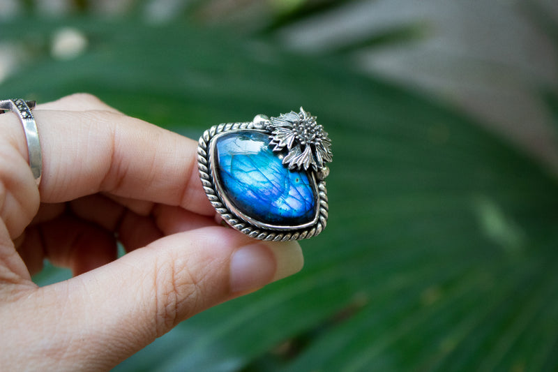 Labradorite Floral Ring, AR- 7136