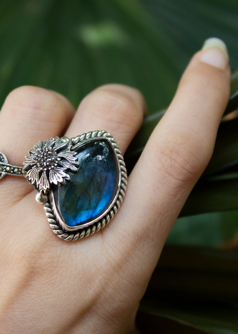 Labradorite Floral Ring, AR- 7136