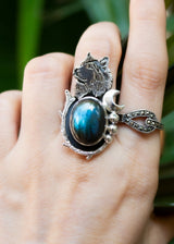 Labradorite Ring with Wolf, AR- 7135