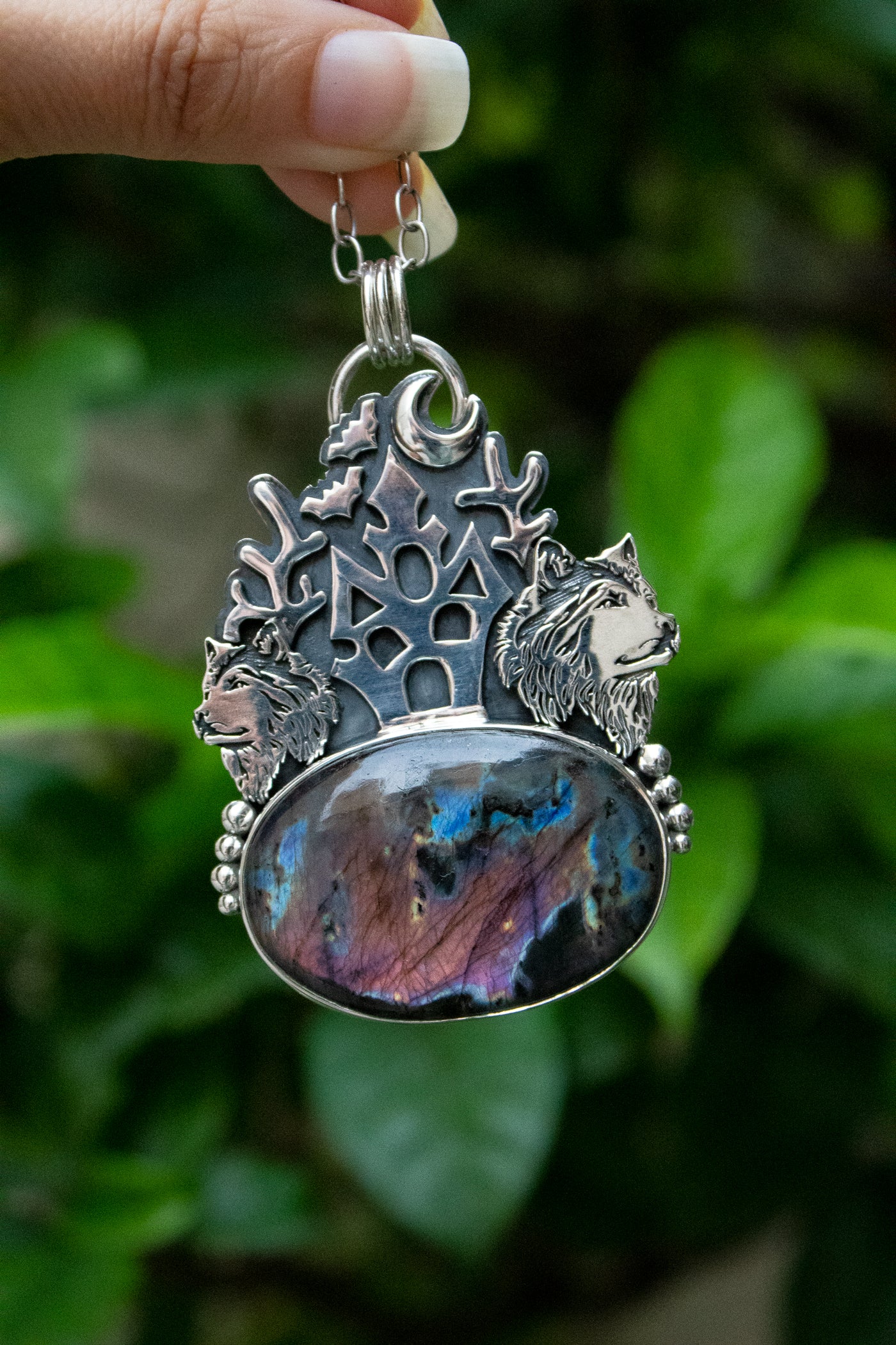 Haunted Twilight: Purple Labradorite Pendant, AP- 7132