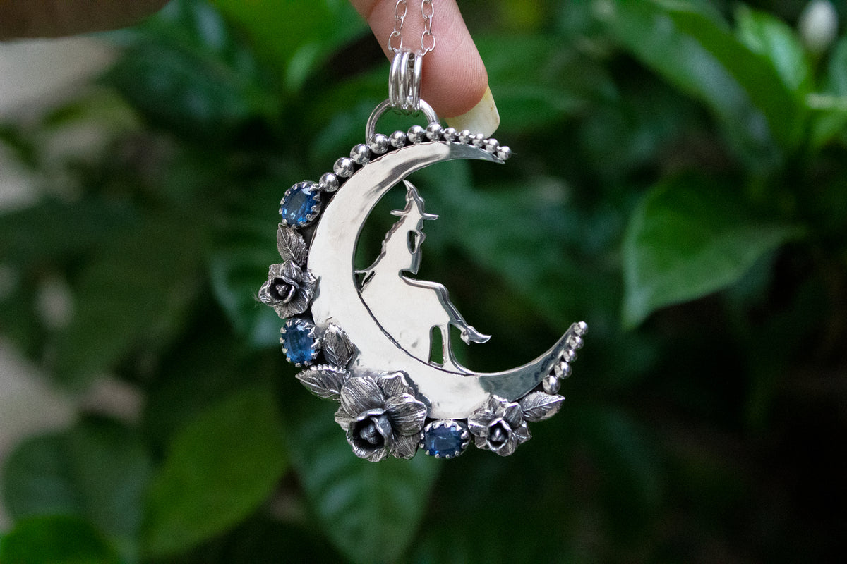 Enchanted Moonlit Witch Pendant, AP-7127