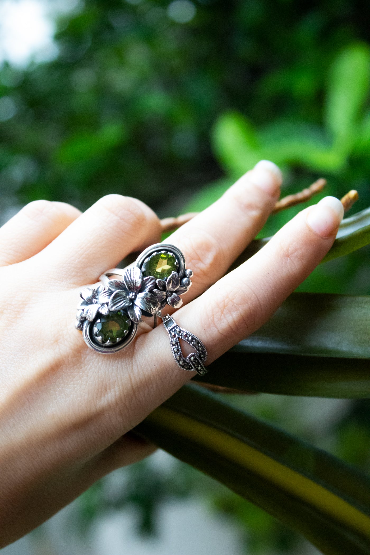 Garden of Light: Peridot Ring, AR- 7575