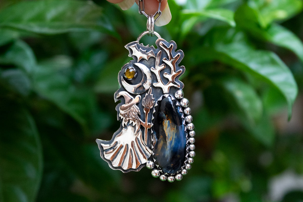 Enchanted Witch Pendant AP-7145