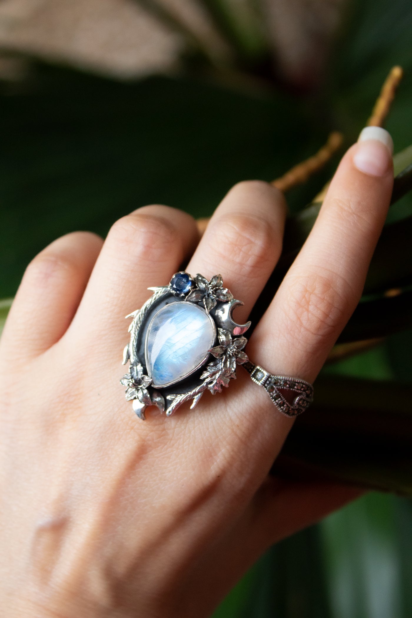 Moonlit Whispers – Moonstone & Kyanite Ring, AR-7601