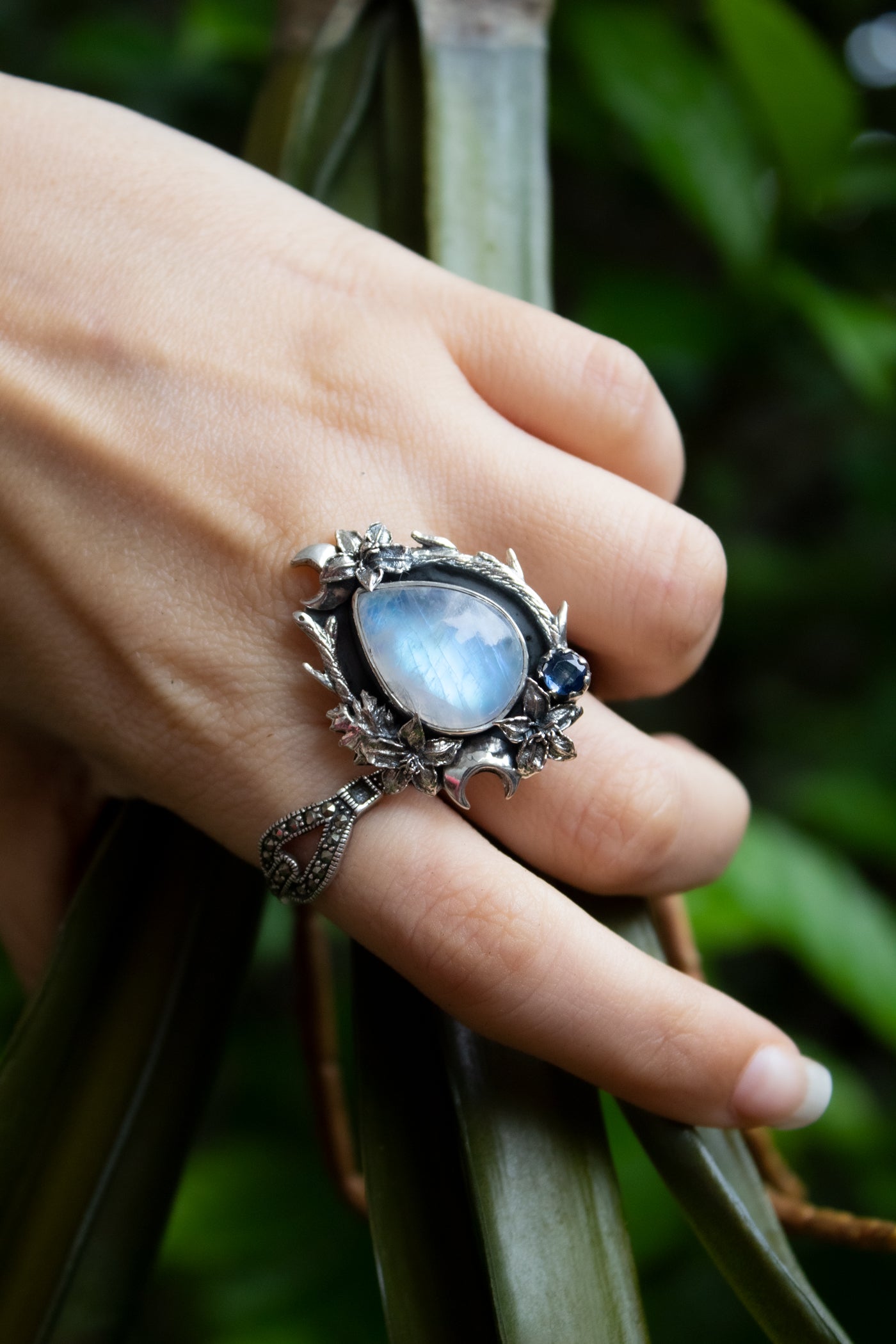 Moonlit Whispers – Moonstone & Kyanite Ring, AR-7601