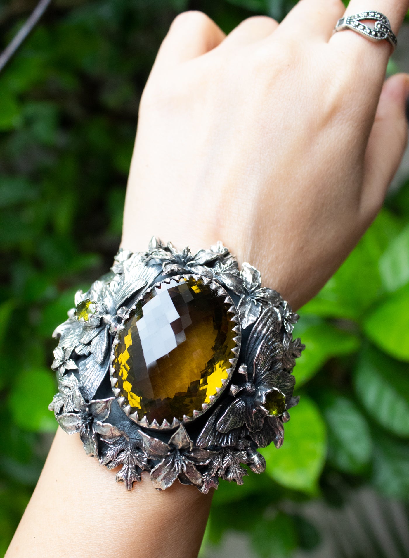 Echoes of Radiance : Champagne Quartz Cuff Bracelet, AB-7621