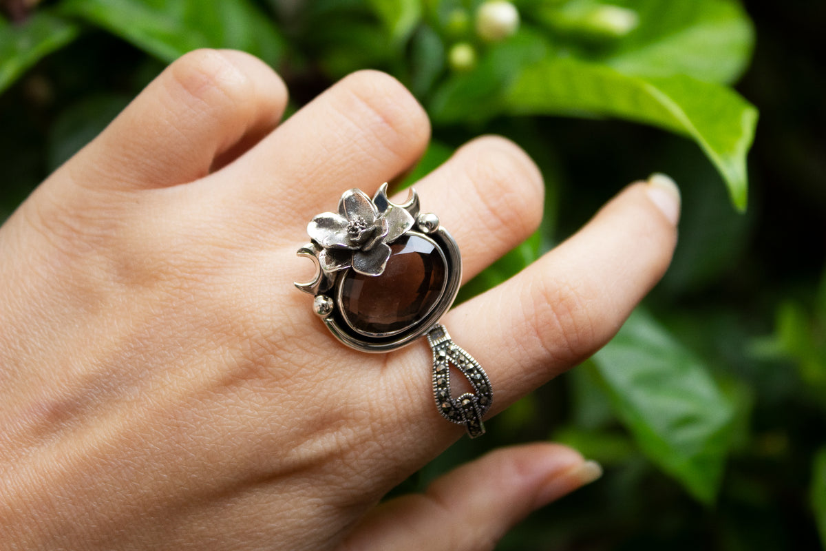 Nature's Embrace: Smokey Quartz Ring AR-7157