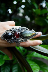 Serpent’s Eclipse: Labradorite, Hessonite & Black Onyx Ring, AR-7606