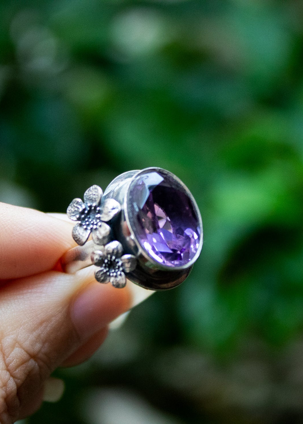 Floral Amethyst Ring