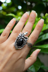 Serpent’s Embrace: Black Onyx Ring, AR- 7637