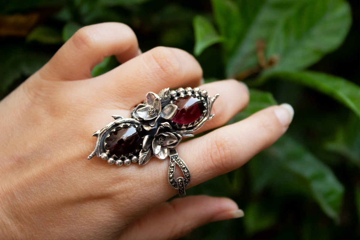 Floral Garnet Ring AR-7192