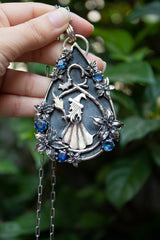 The Woodland Witch Pendant, AP-7641