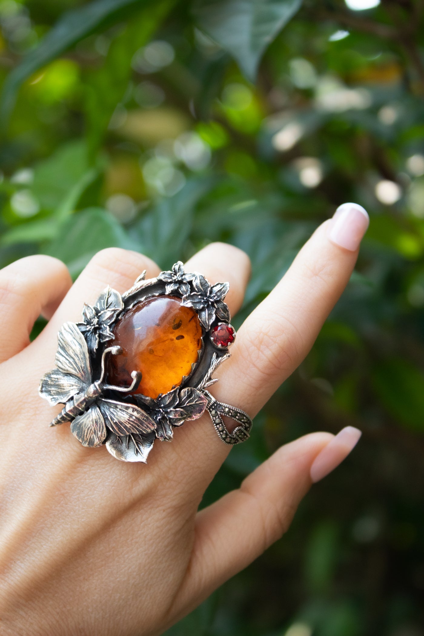 Autumn’s Ember Wing, AR-7648