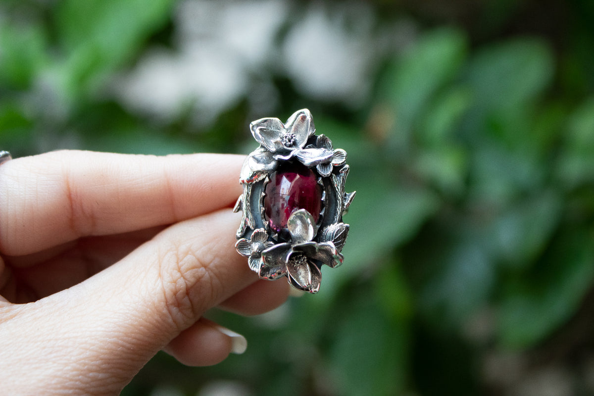 Oval Garnet Ring AR-7204