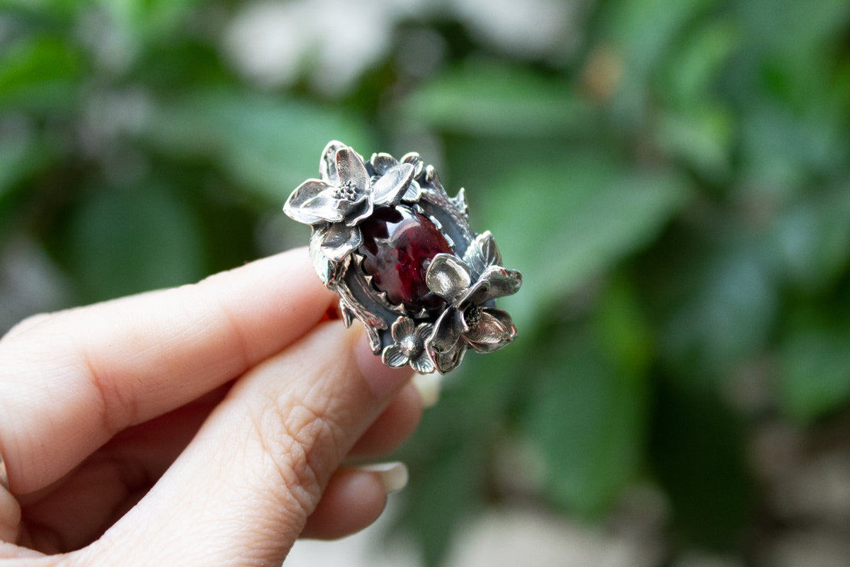 Oval Garnet Ring AR-7204