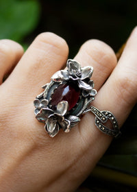 Oval Garnet Ring AR-7204