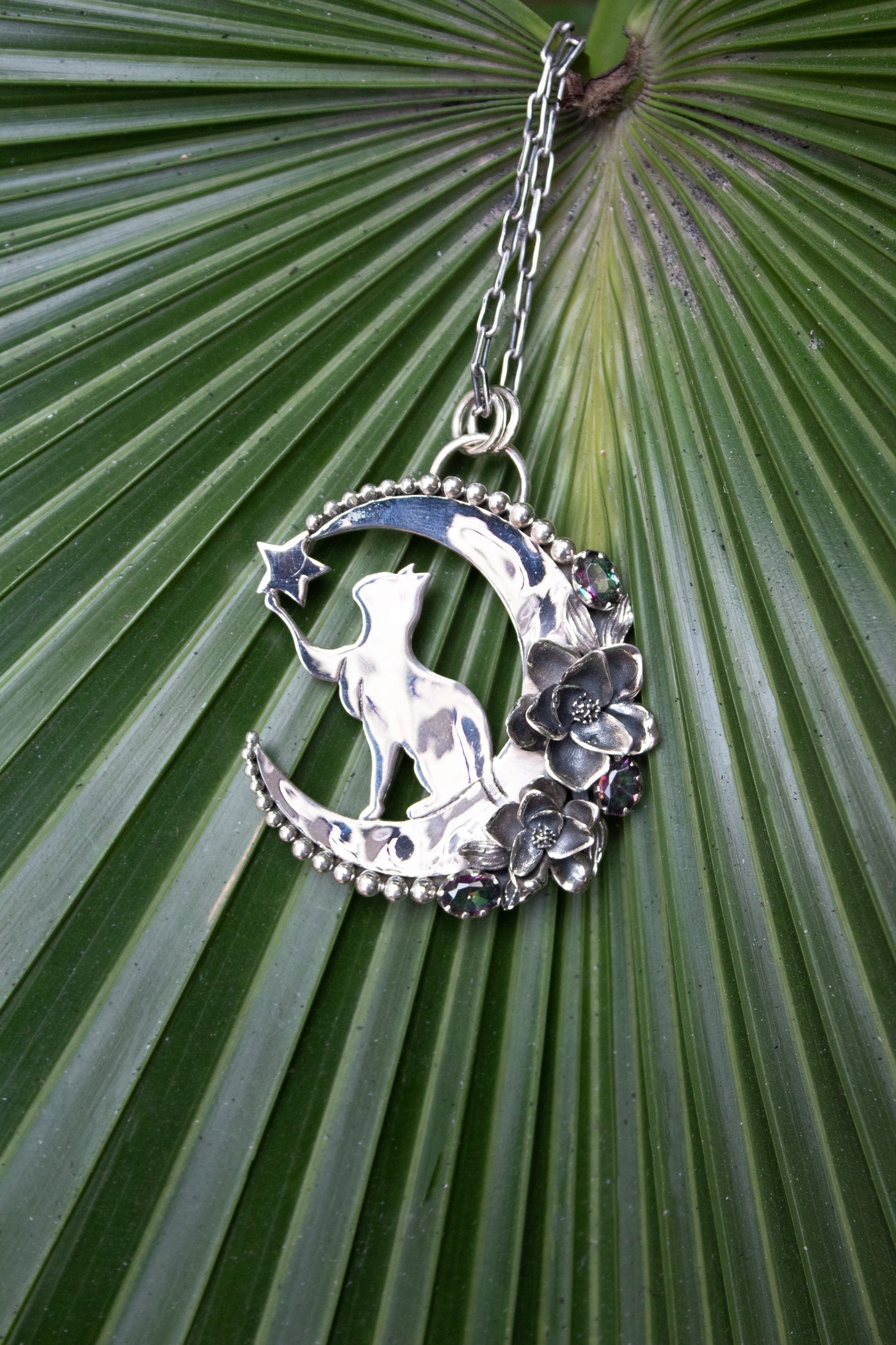 The Moonlit Wish Pendant, AP-7650
