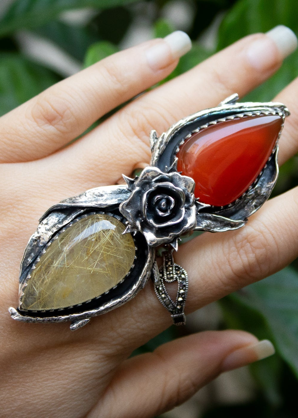 Autumn Harmony: Red Onyx with Golden Rutile Ring, AR-7210