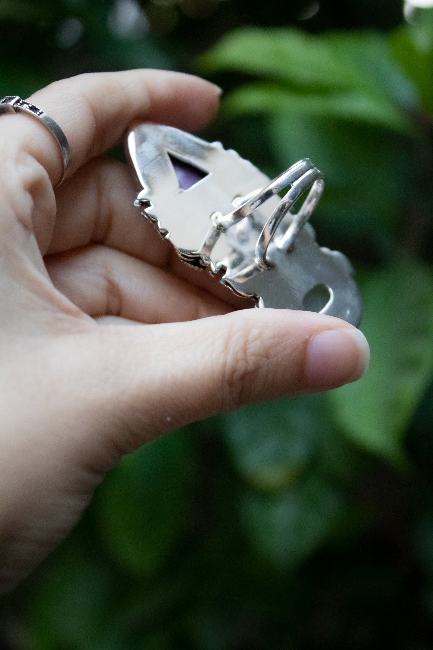 Twilight Meadow Bee – Phosphosiderite & Moonstone Ring, AR-7720