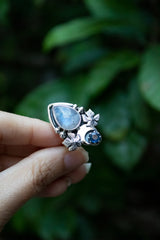 Night Garden Glow – Moonstone & Kyanite Ring, AR-7683