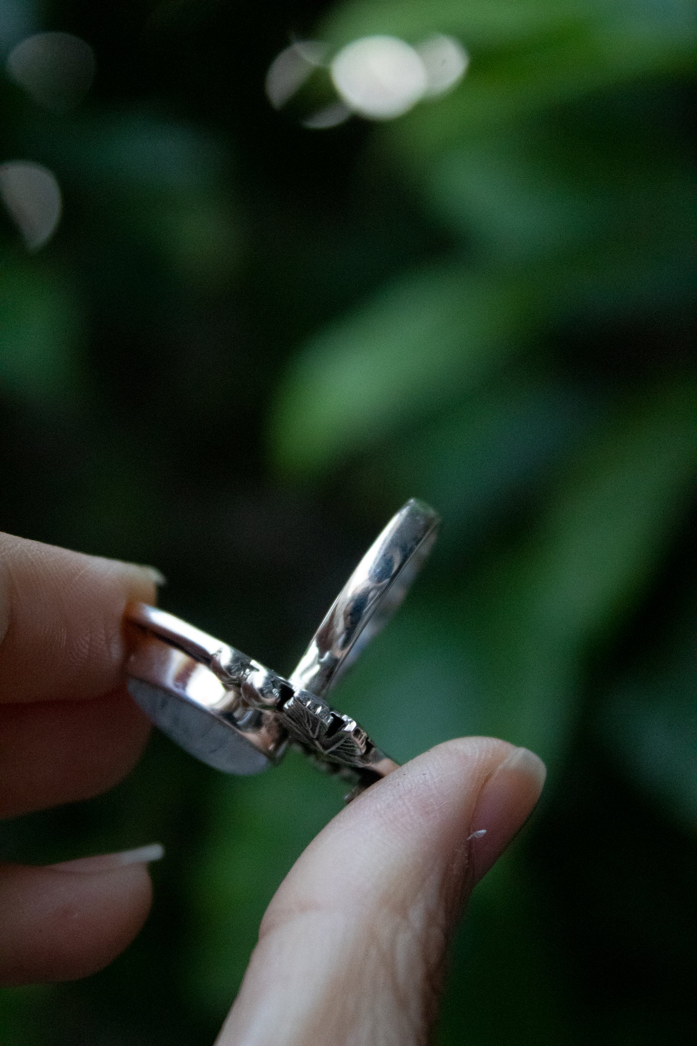 Night Garden Glow – Moonstone & Kyanite Ring, AR-7683