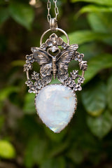 Moonlight Garden – Moonstone Pendant, AP-7671