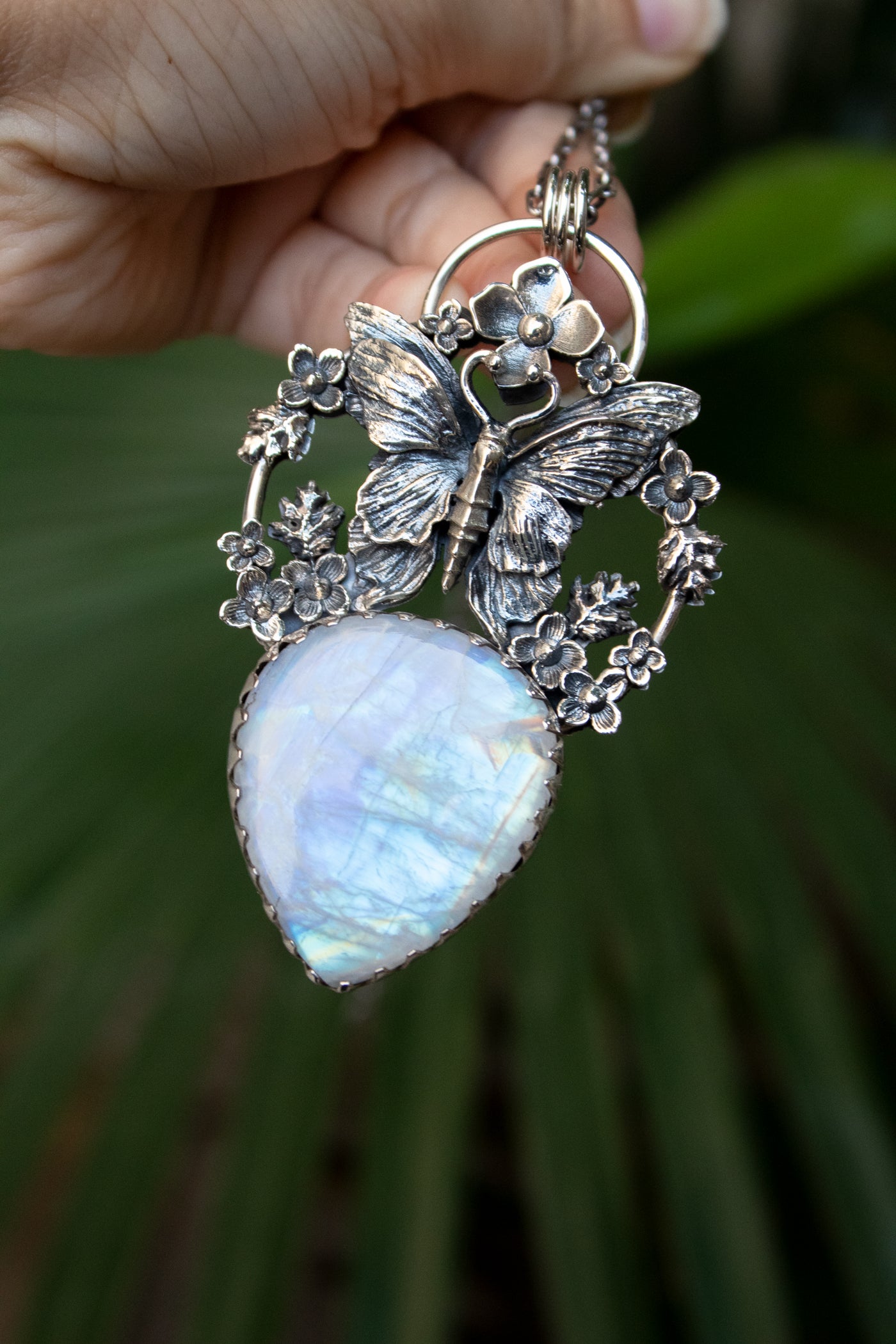 Moonlight Garden – Moonstone Pendant, AP-7671