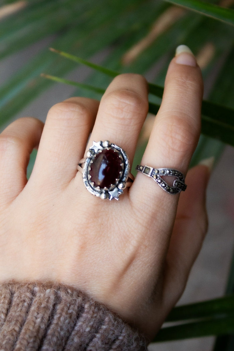 Oval Garnet Ring AR-6545