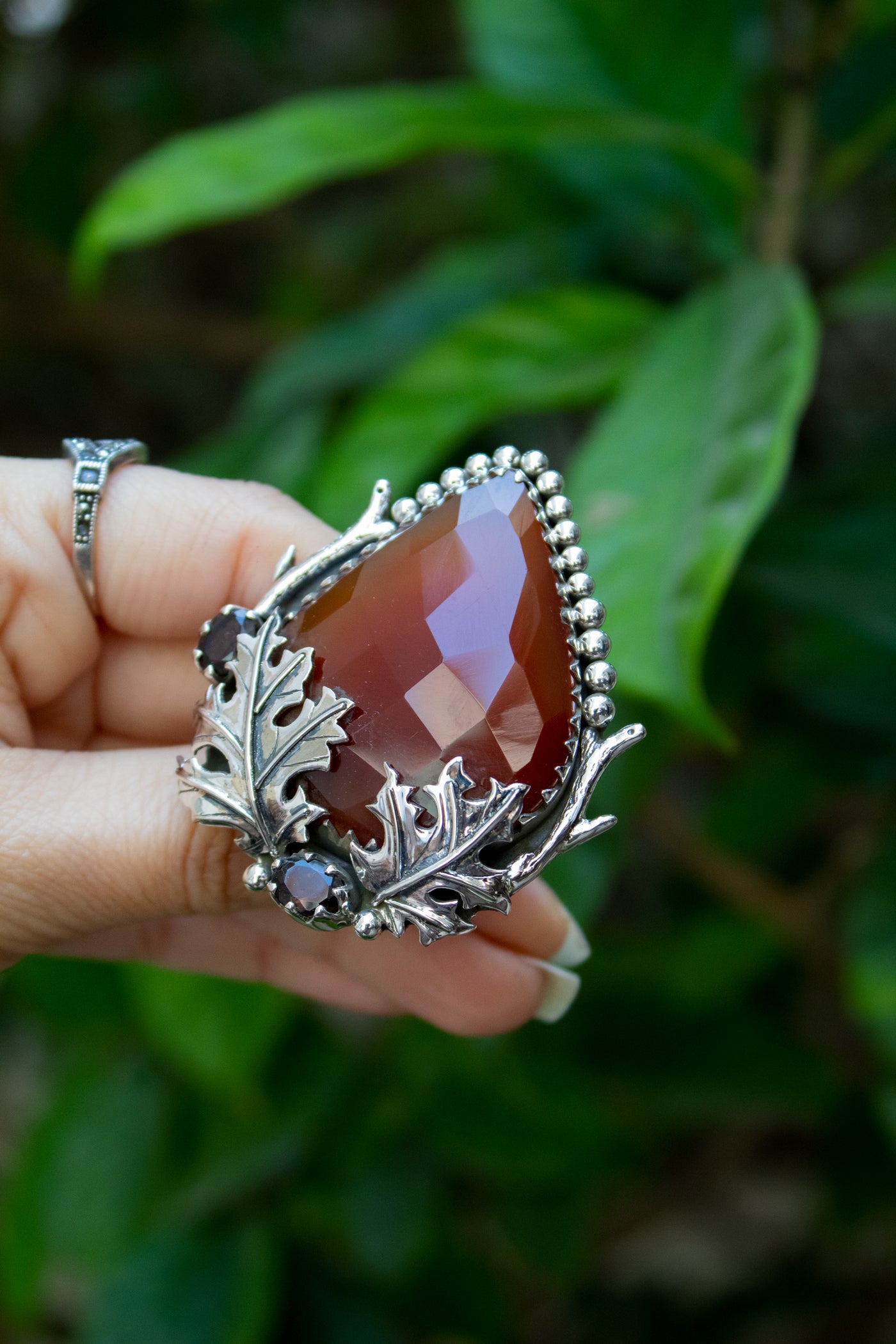 Autumn Forest – Red onyx with Smokey Ring, AR-7673