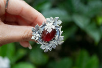 Anillo Granate Floral AR-6547