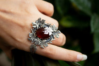 Anillo Granate Floral AR-6547