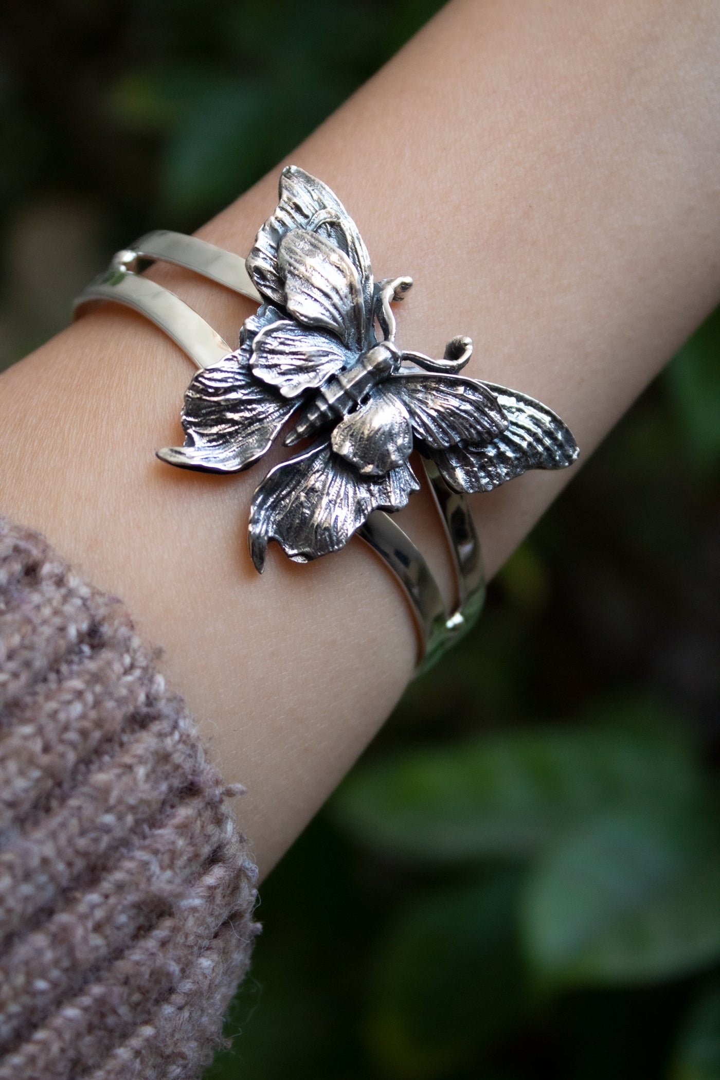 Soul in Flight – Sterling Silver Butterfly Cuff, AR-7700