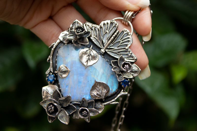 Moonstone Pendant AR-7238