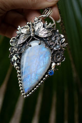 Moonlit Butterfly Garden – Moonstone Pendant, AP-7704