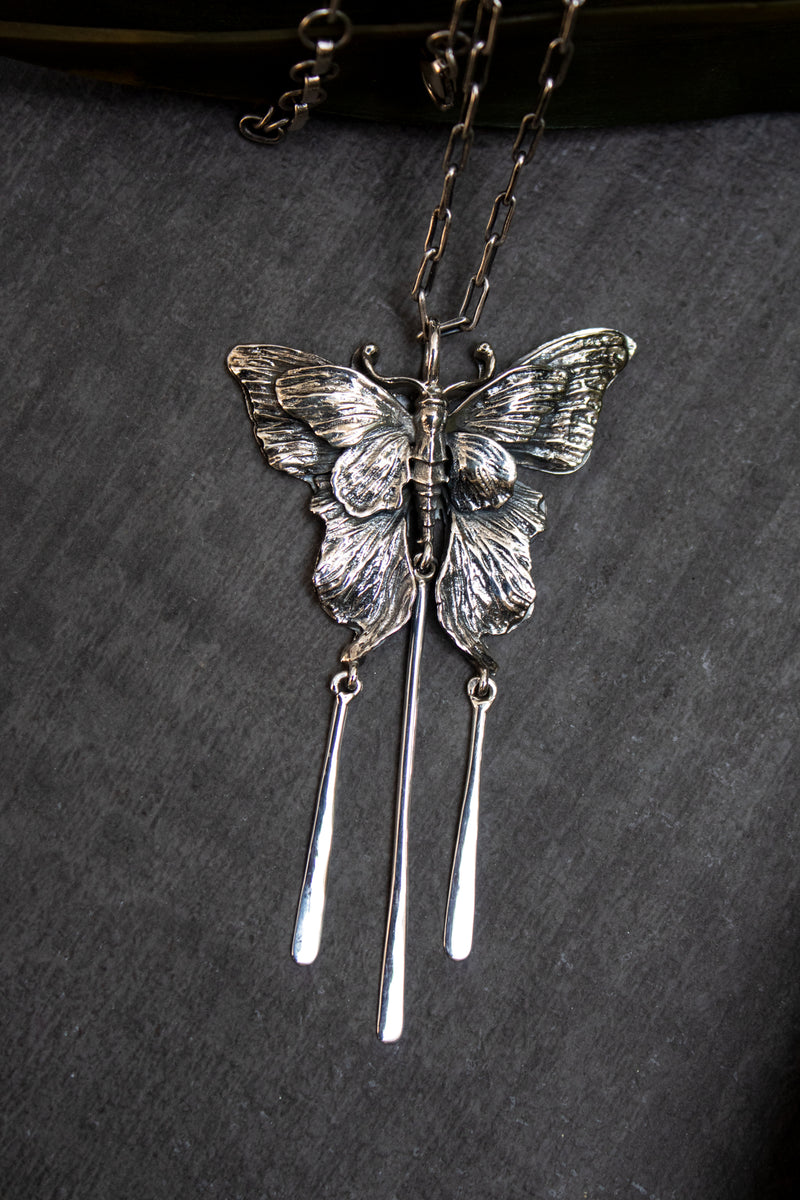 Soul in Flight – Sterling Silver Butterfly Pendant, AP-7701