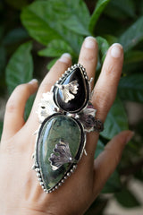 Prehnite & Black Onyx Ring with Ginkgo Leaf AR-7260