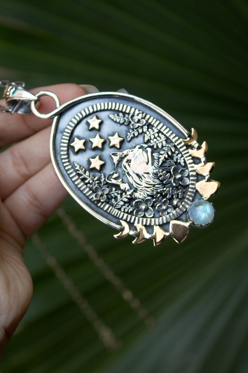 Stargazer of the Wild Woods: Wolf Pendant, AP-7723