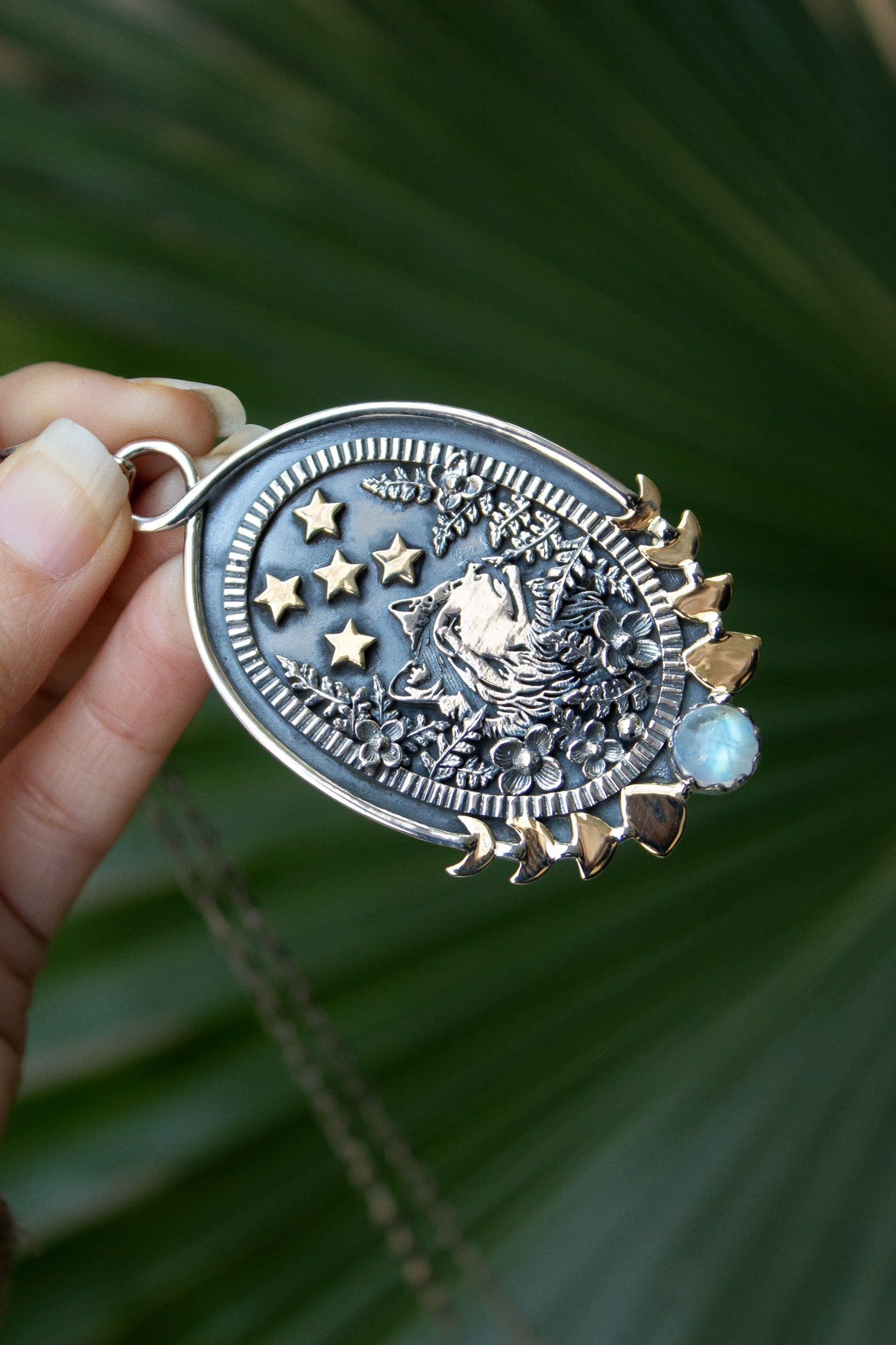 Stargazer of the Wild Woods: Wolf Pendant, AP-7723