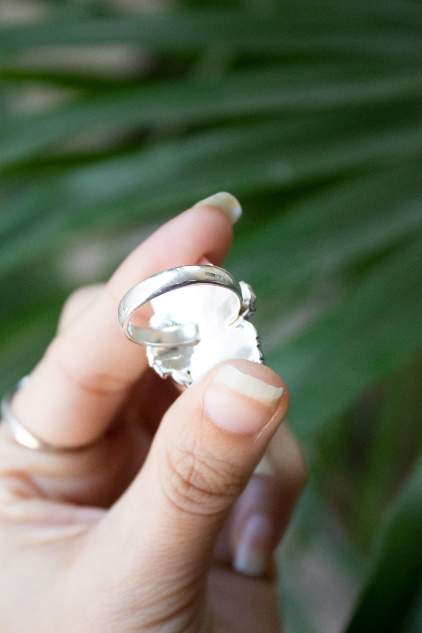 Lone Wolf Guardian – Sterling Silver Ring, AR-7715