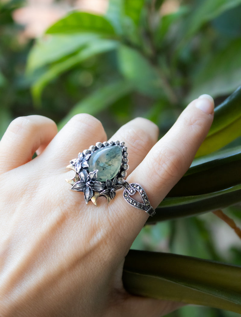 Verdant Glow — Prehnite Ring, AR- 7765