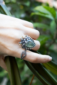 Verdant Glow — Prehnite Ring, AR- 7765