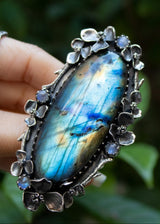 Moonlit Bloom: Labradorite Ring, AR- 7276