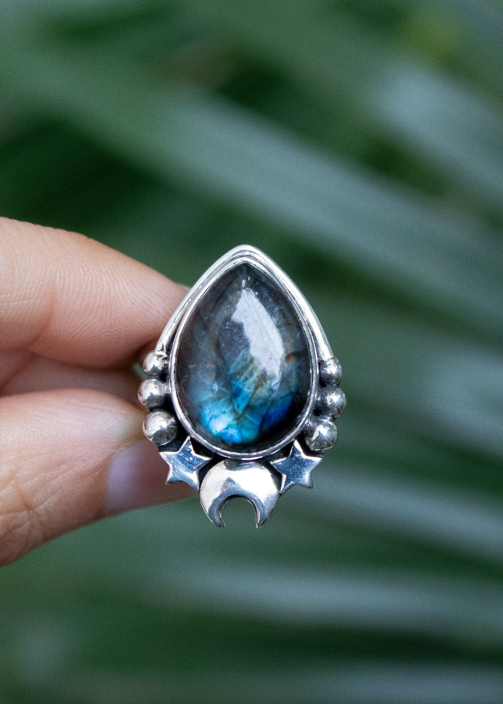 Celestial Whisper: Labradorite Ring, AR-7090