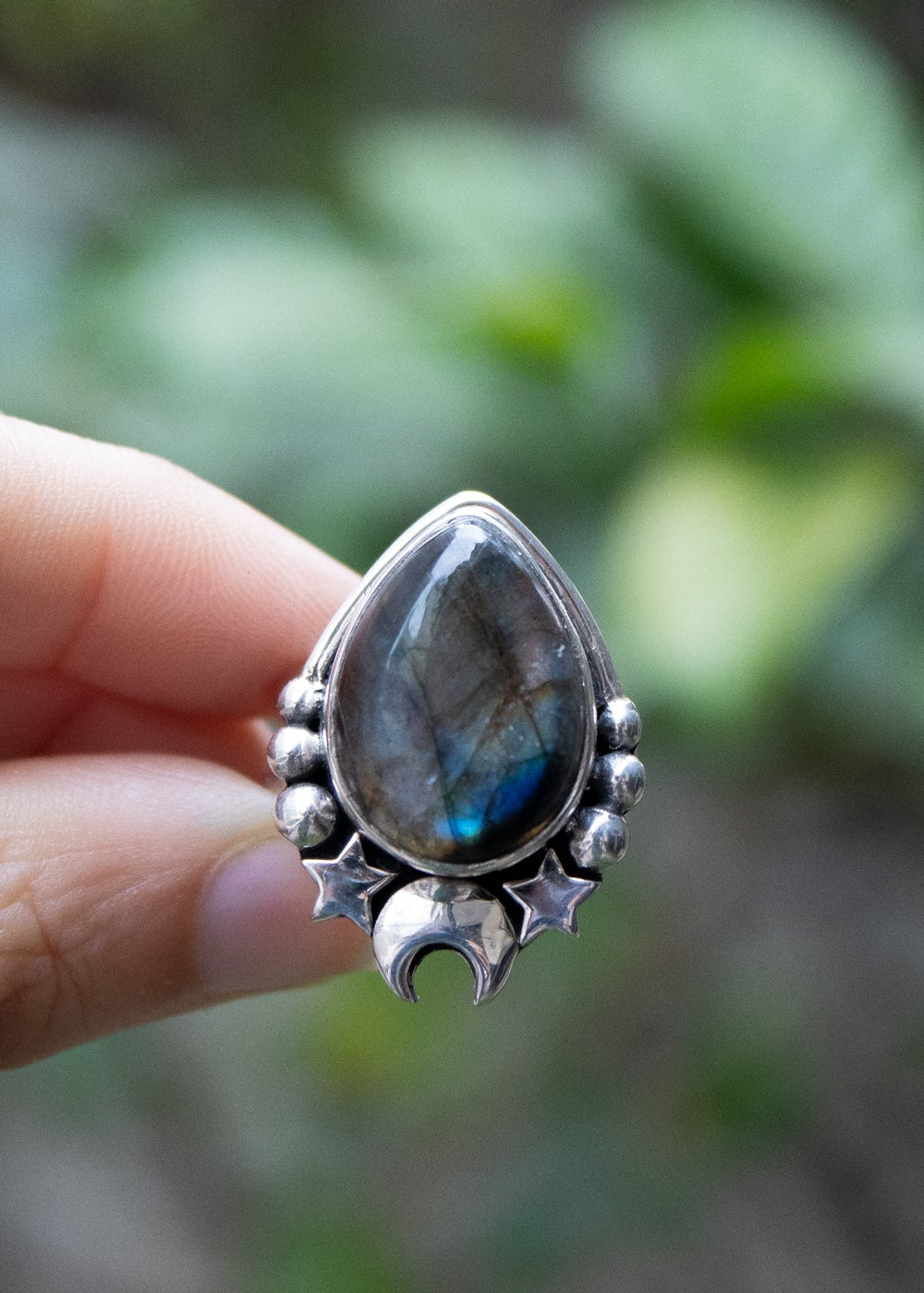 Celestial Whisper: Labradorite Ring, AR-7090